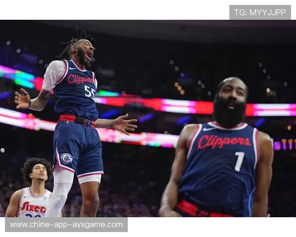 76人连续快攻形成一波流直接拿下比赛